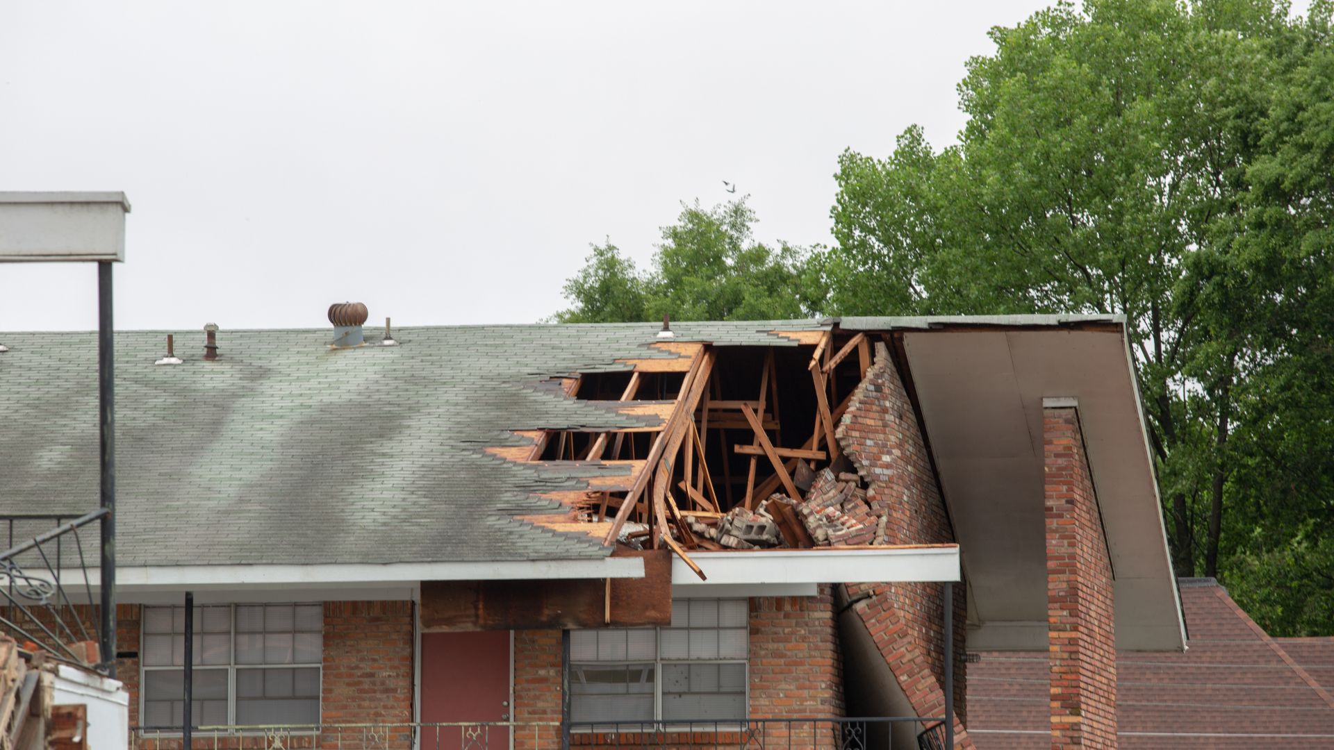 storm damage restoration houston tx